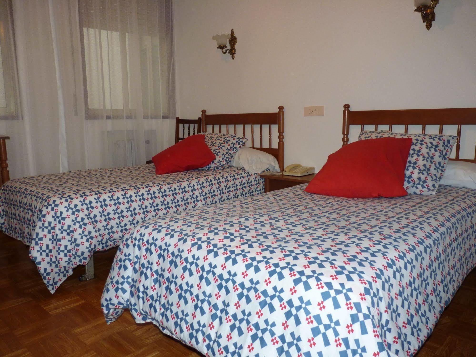 Hotel Espana Луго Экстерьер фото